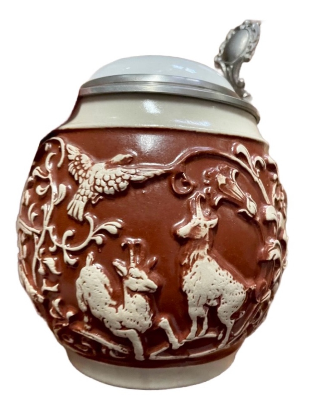 Gerz ~ Limited Edition #2104 ~ Brown & White ~  Hunting Design ~ Tankered